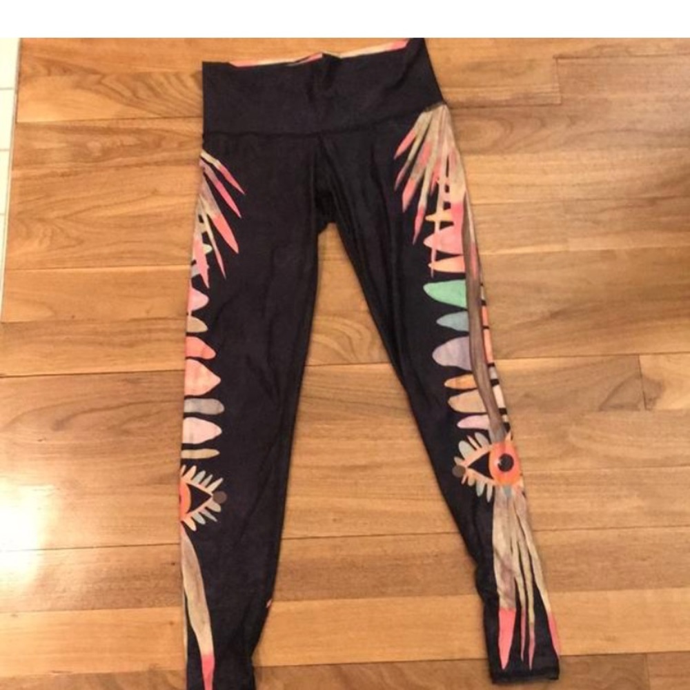Teeki  - black jungle eyes hot pants